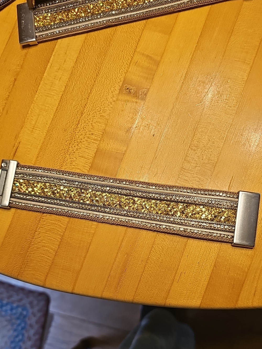 Boutique Festive Gold Glitter & Rhinestone Magnetic Cuff Bracelet 7.5"